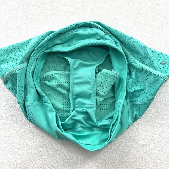 Lululemon Bali Breeze Teal Green Mesh Luxtreme 4-Way 2.5" Run Speed Short 6 - Picture 3 of 10